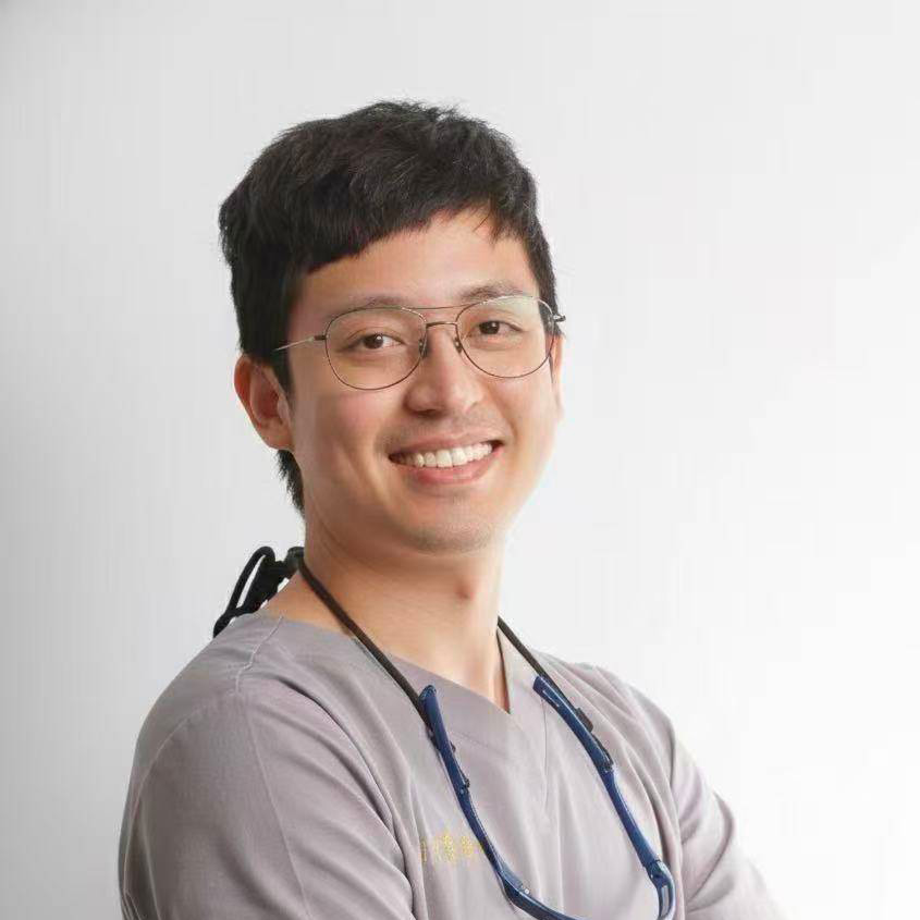 雅術陳哲豪醫師